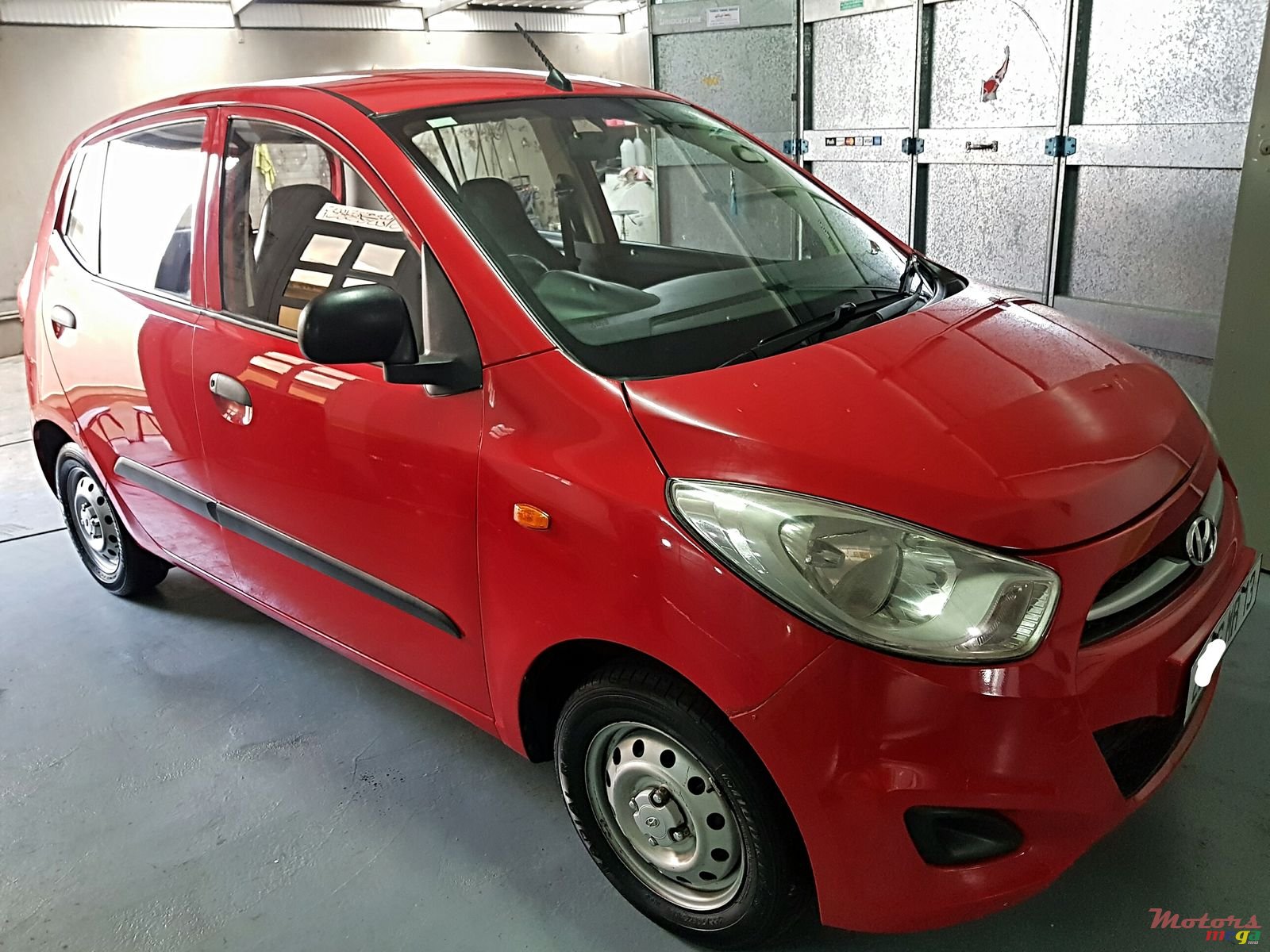 2012' Hyundai i10 Automatic photo #2