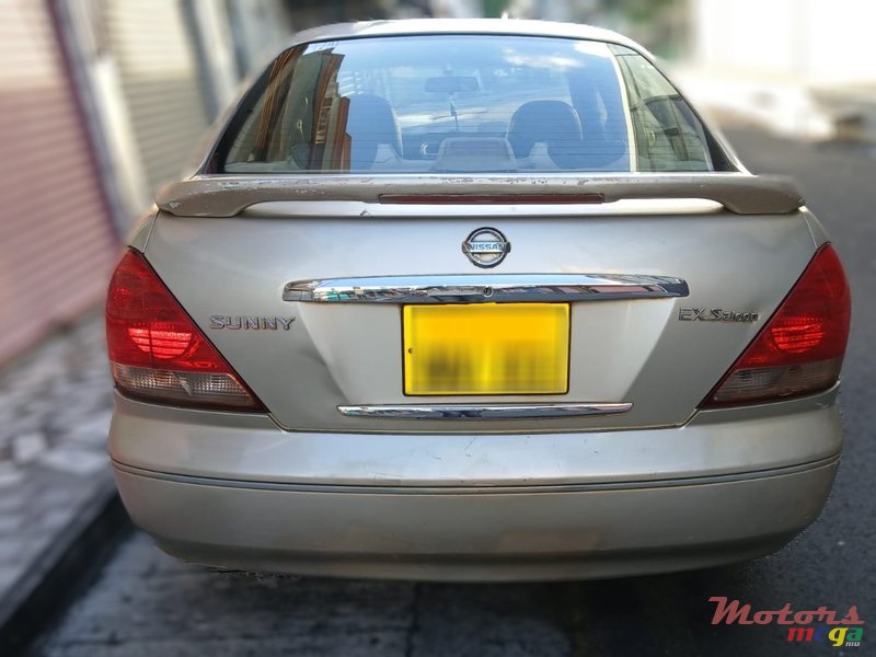 2003' Nissan photo #7