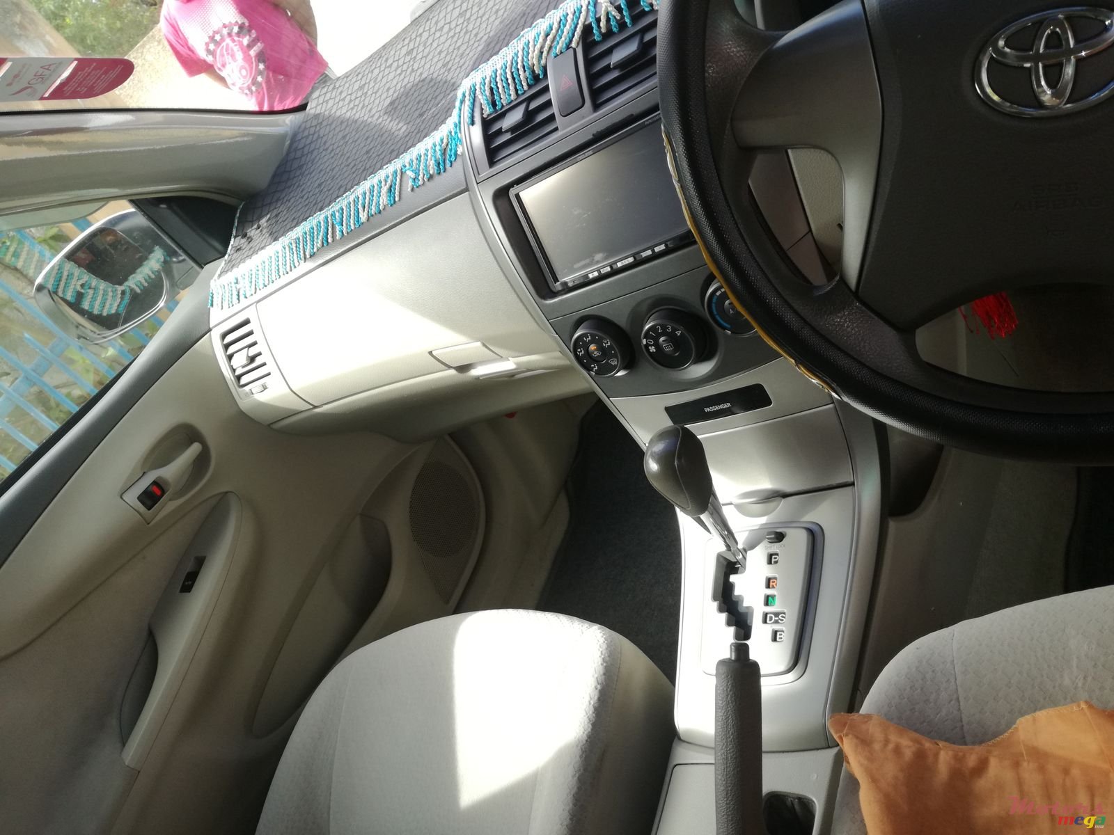 2011' Toyota Axio photo #4