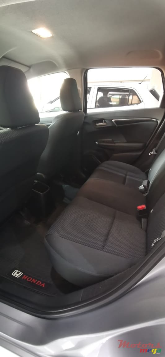 2018' Honda FR-V fit photo #5