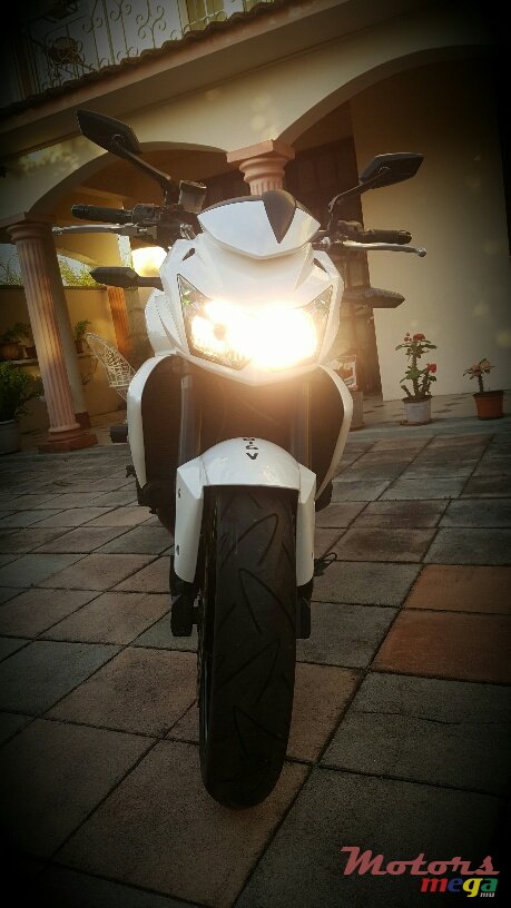 2010' Kawasaki Z750 photo #4