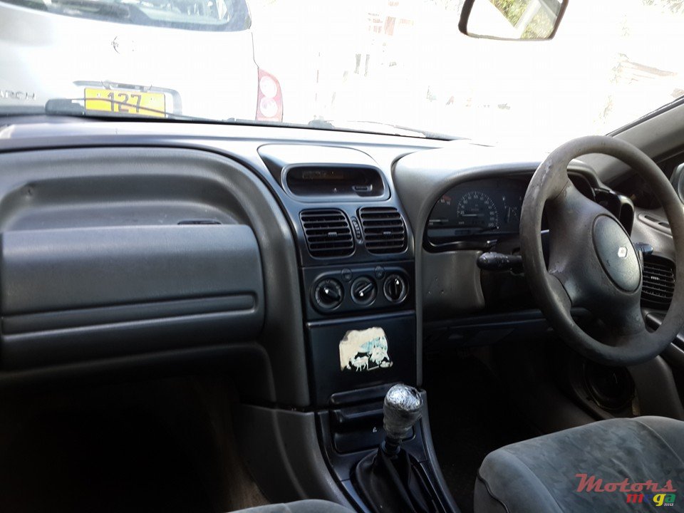 1997' Renault Laguna Laguna photo #3