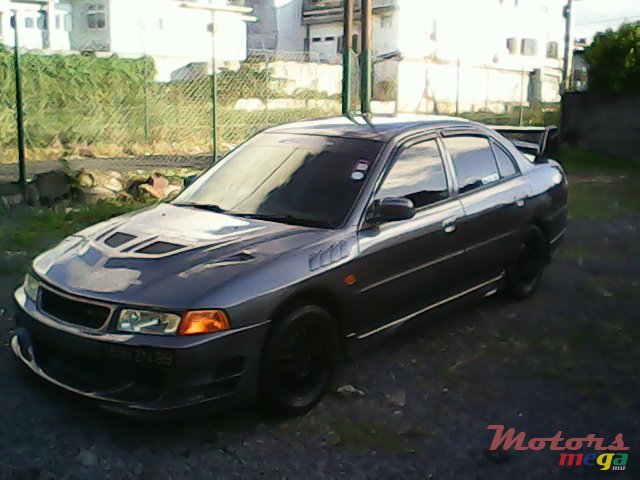 1999' Mitsubishi Lancer photo #5