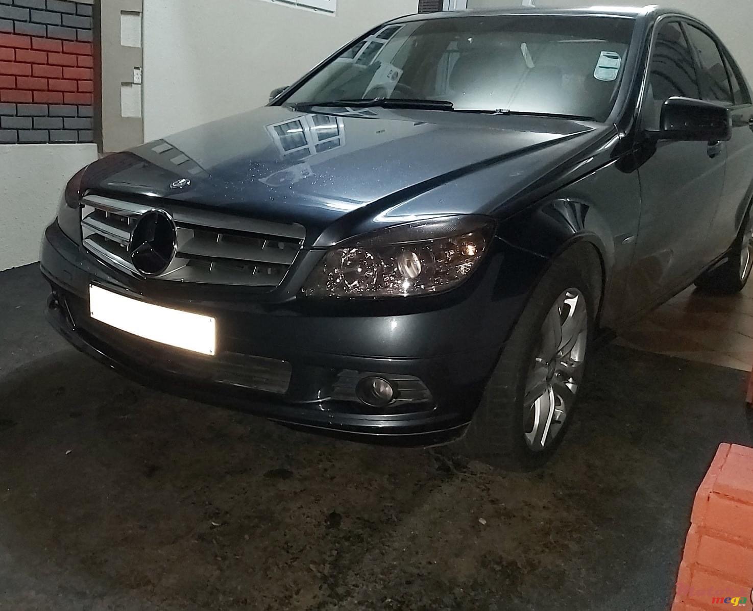 2010' Mercedes-Benz C-Class 180 photo #4