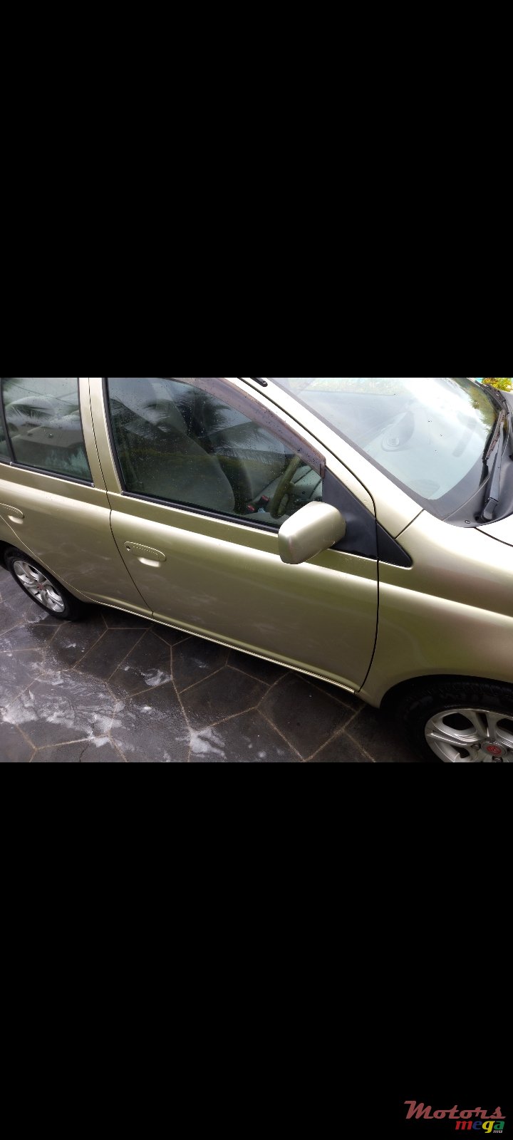 2001' Toyota photo #2