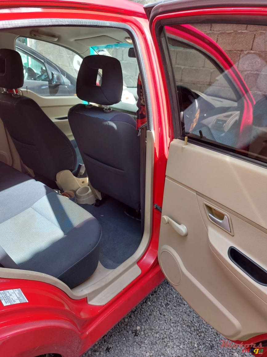 2005' Proton Savvy photo #3