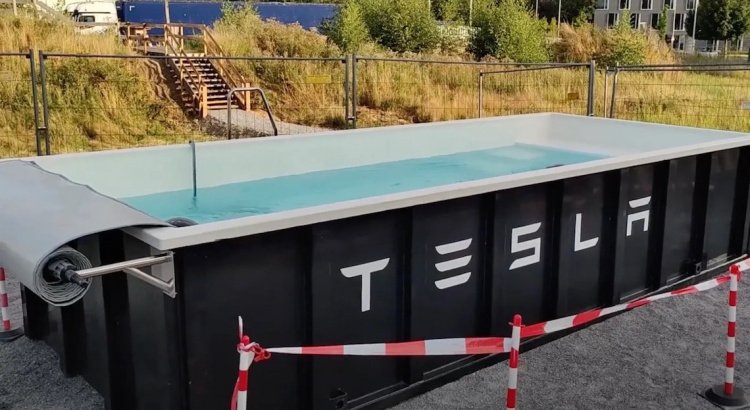 Se baigner pendant que sa Tesla recharge, c’est possible !