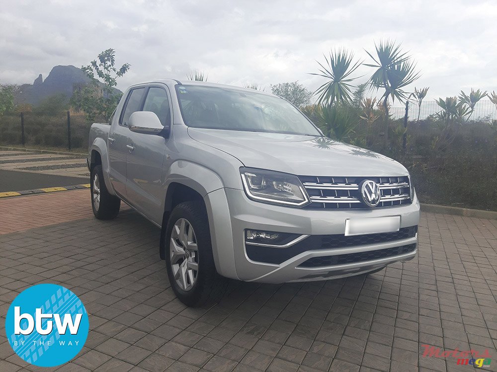 2018' Volkswagen Amarok 4X4 V6 TDI photo #1