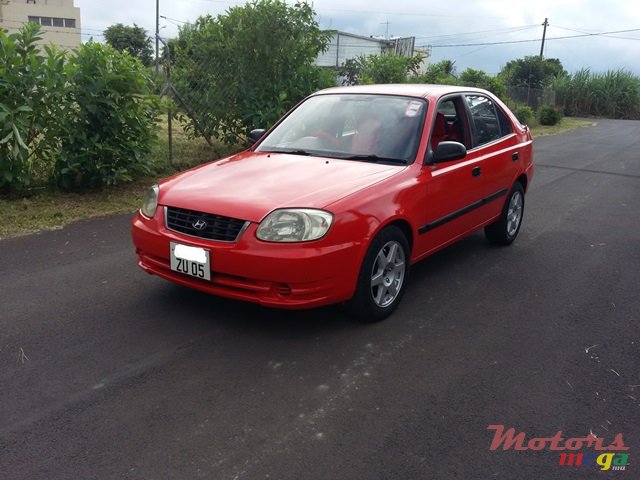 2005' Hyundai Accent photo #1