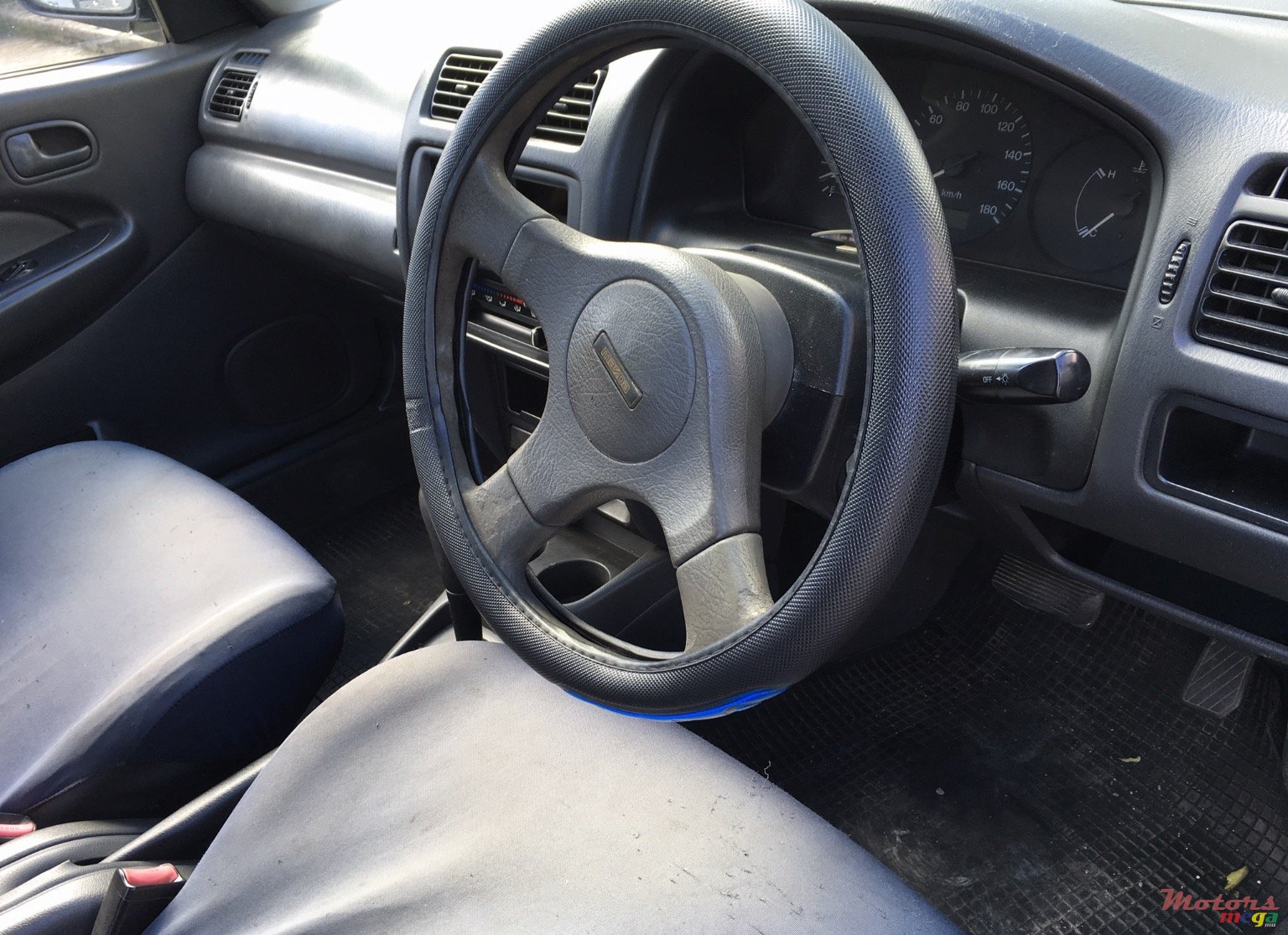 1997' Mazda 323 photo #3