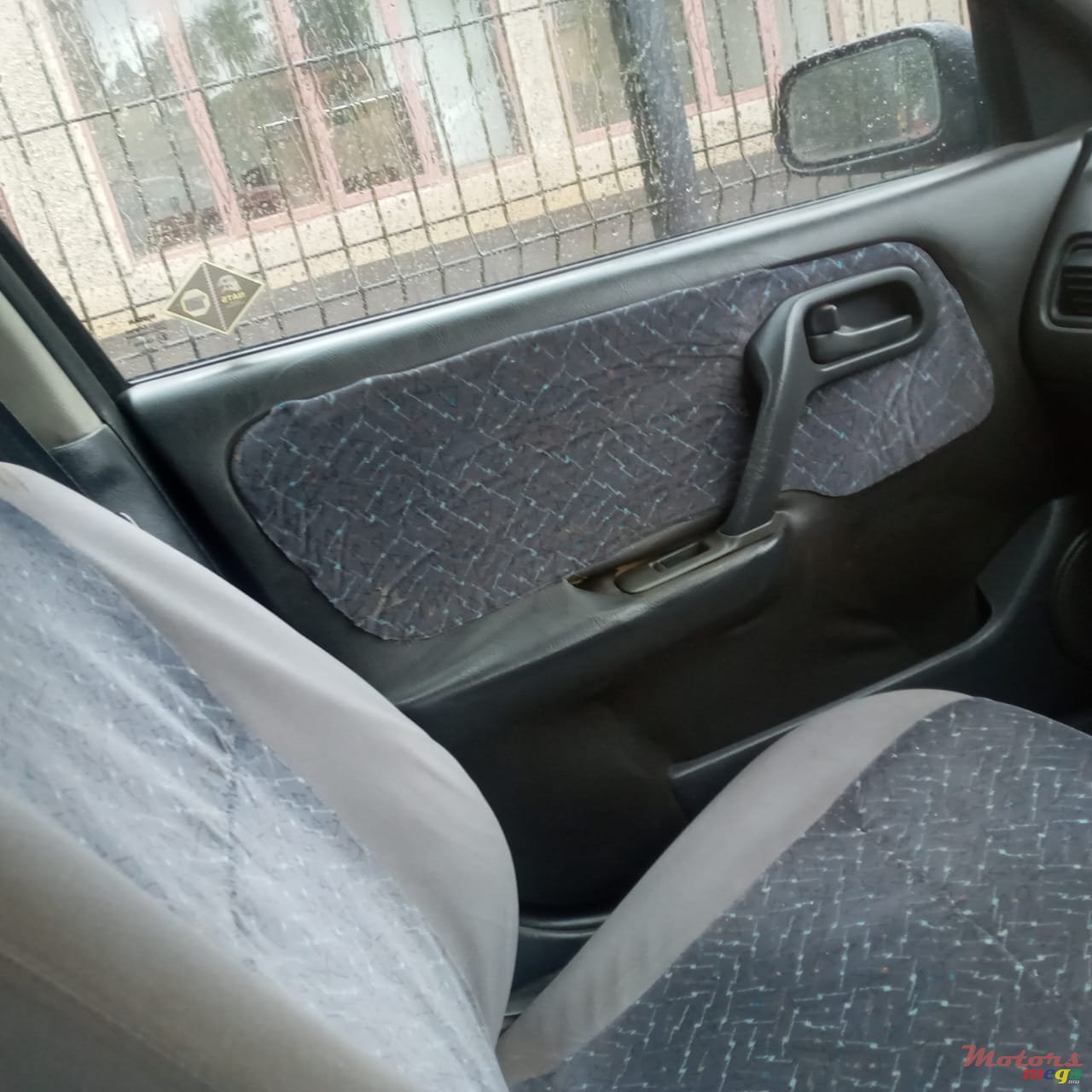 1999' Nissan Primera photo #4