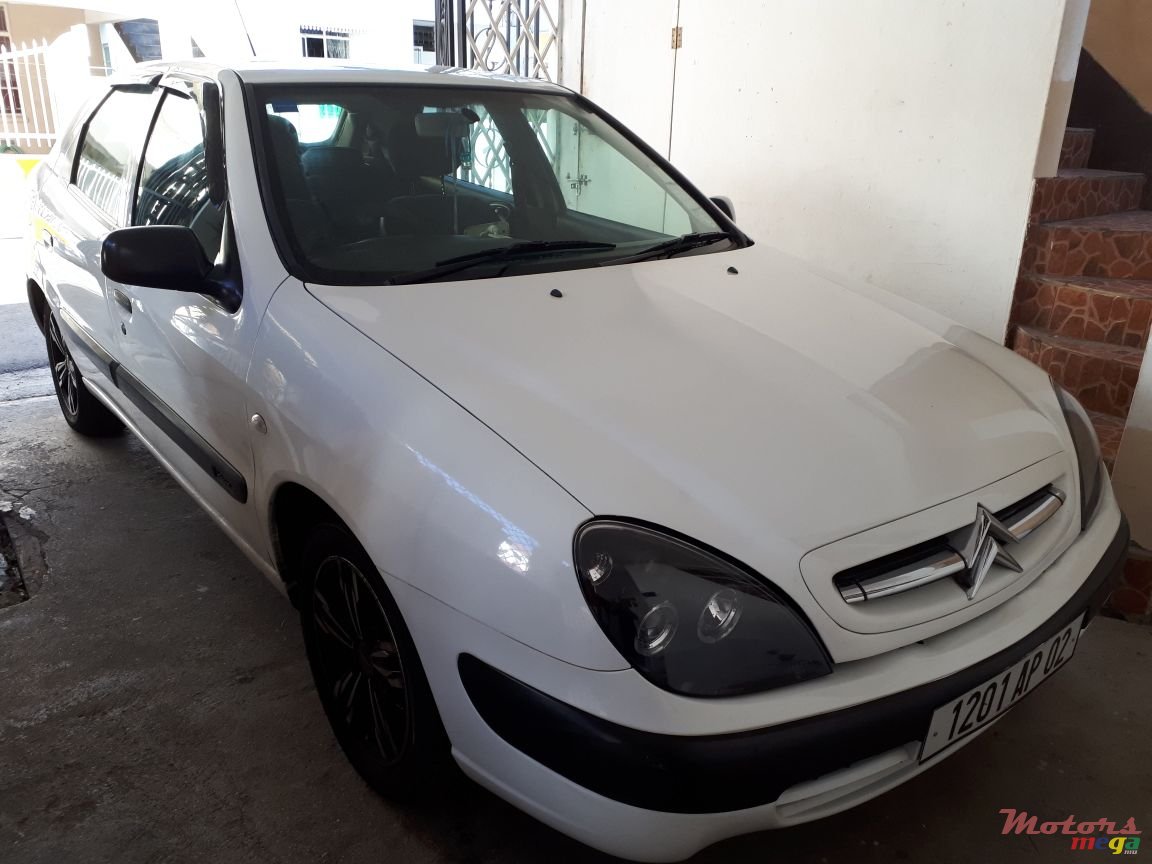 2002' Citroen Xsara photo #1