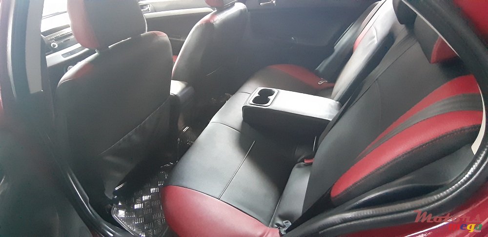 2009' Mitsubishi Lancer photo #6