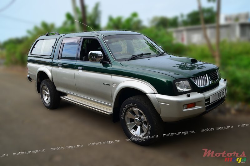 2006' Mitsubishi L200 photo #2