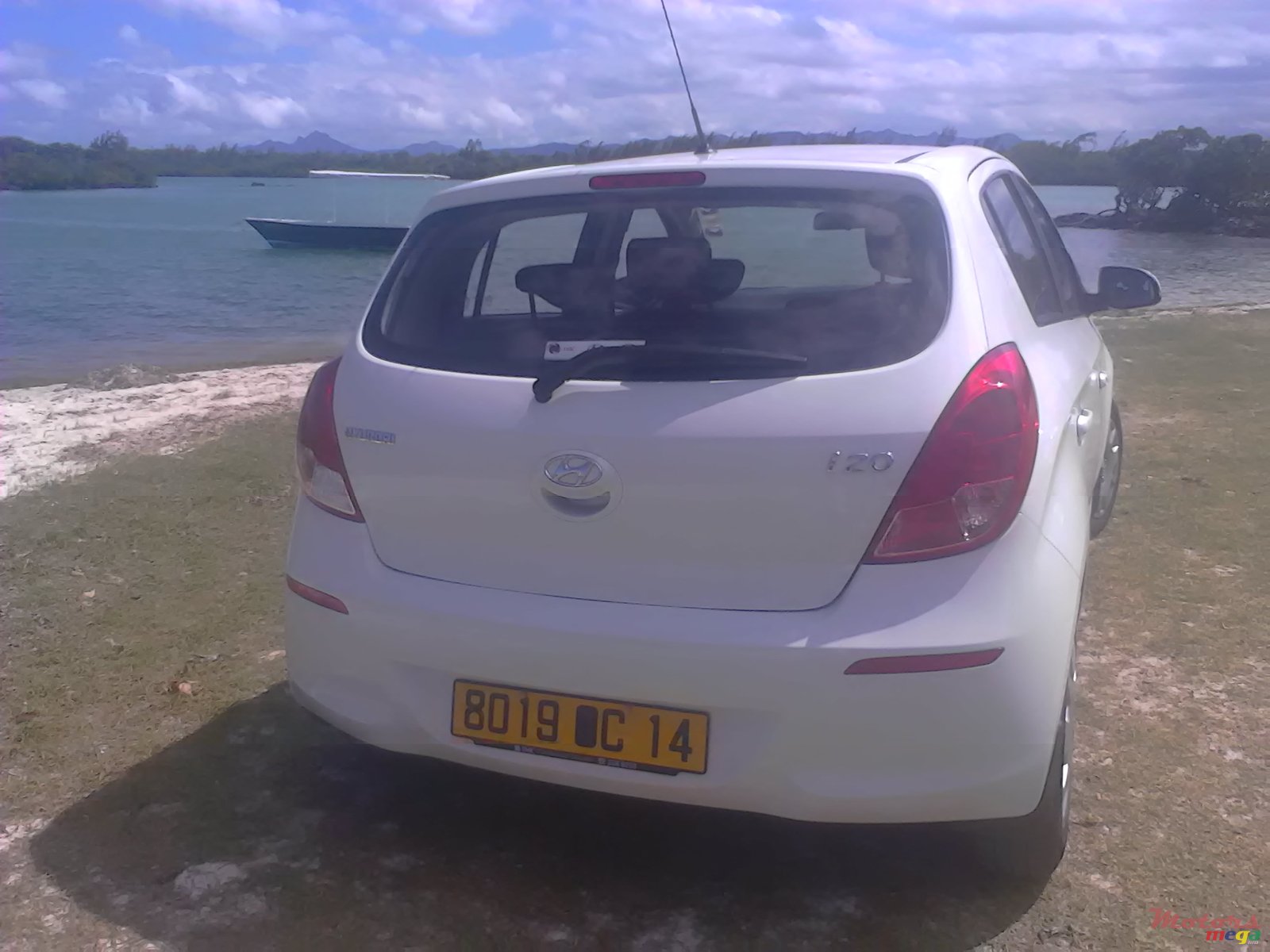 2014' Hyundai i20 photo #4