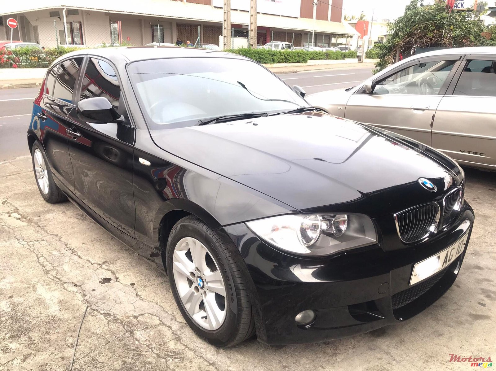 2010' BMW 116 photo #1