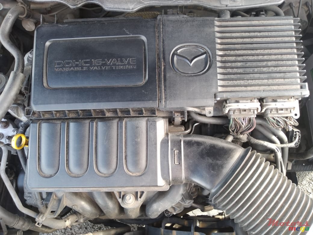 2007' Mazda Demio photo #3