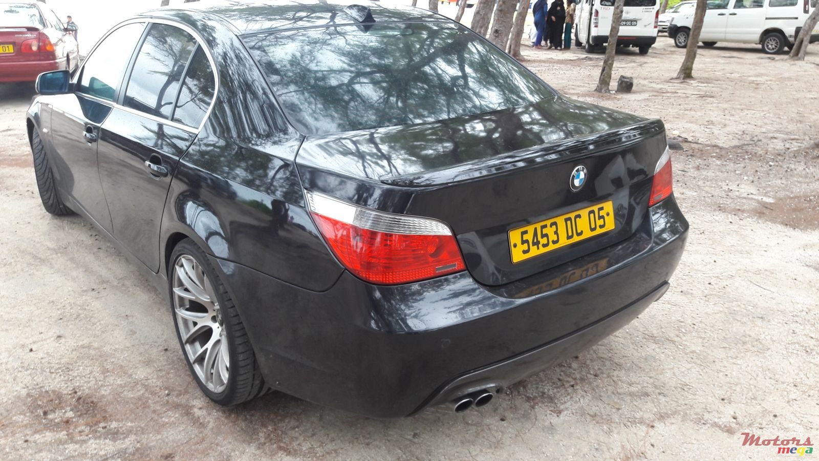 2005' BMW 525 None photo #2