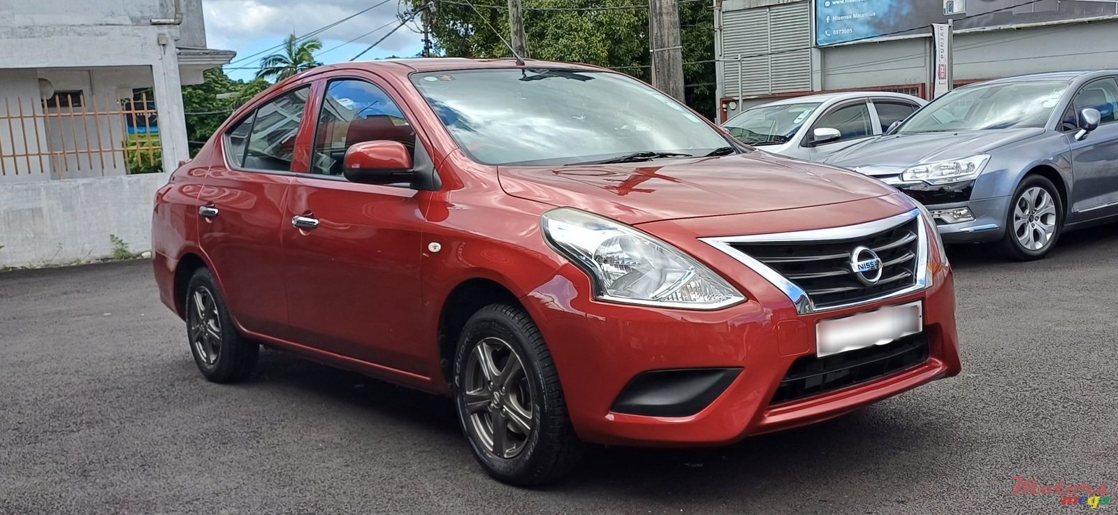 2015' Nissan Almera photo #1