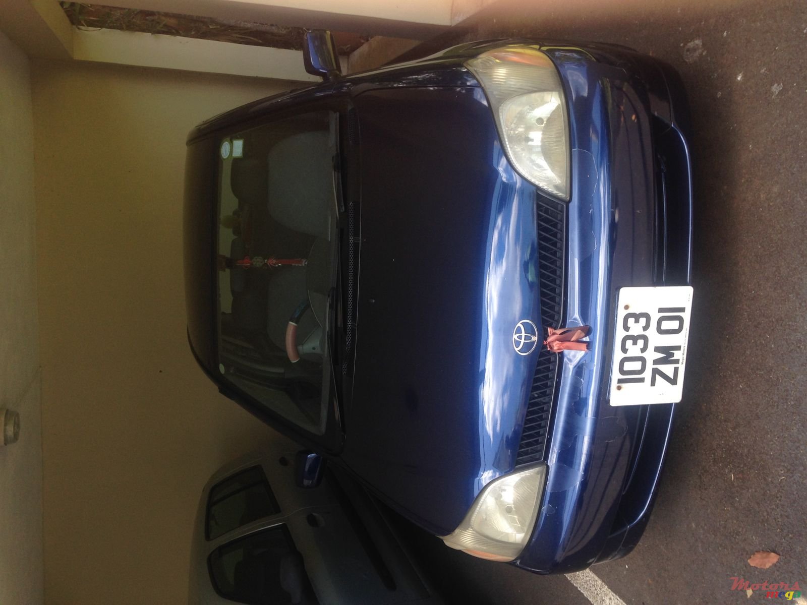 2001' Toyota photo #1