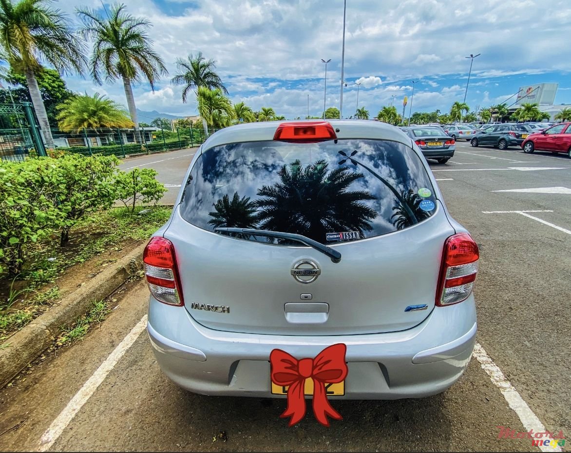 2012' Nissan March photo #5