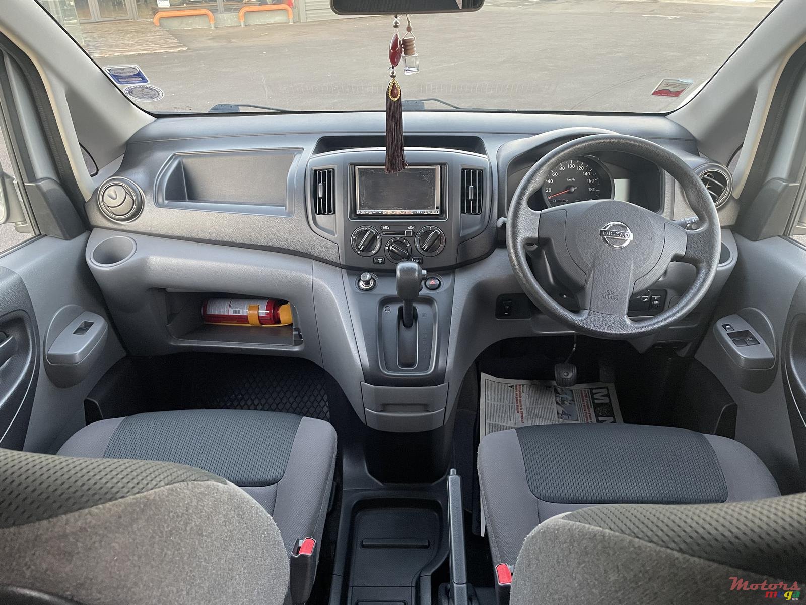 2013' Nissan NV photo #6