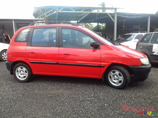 2001' Hyundai Matrix photo #5