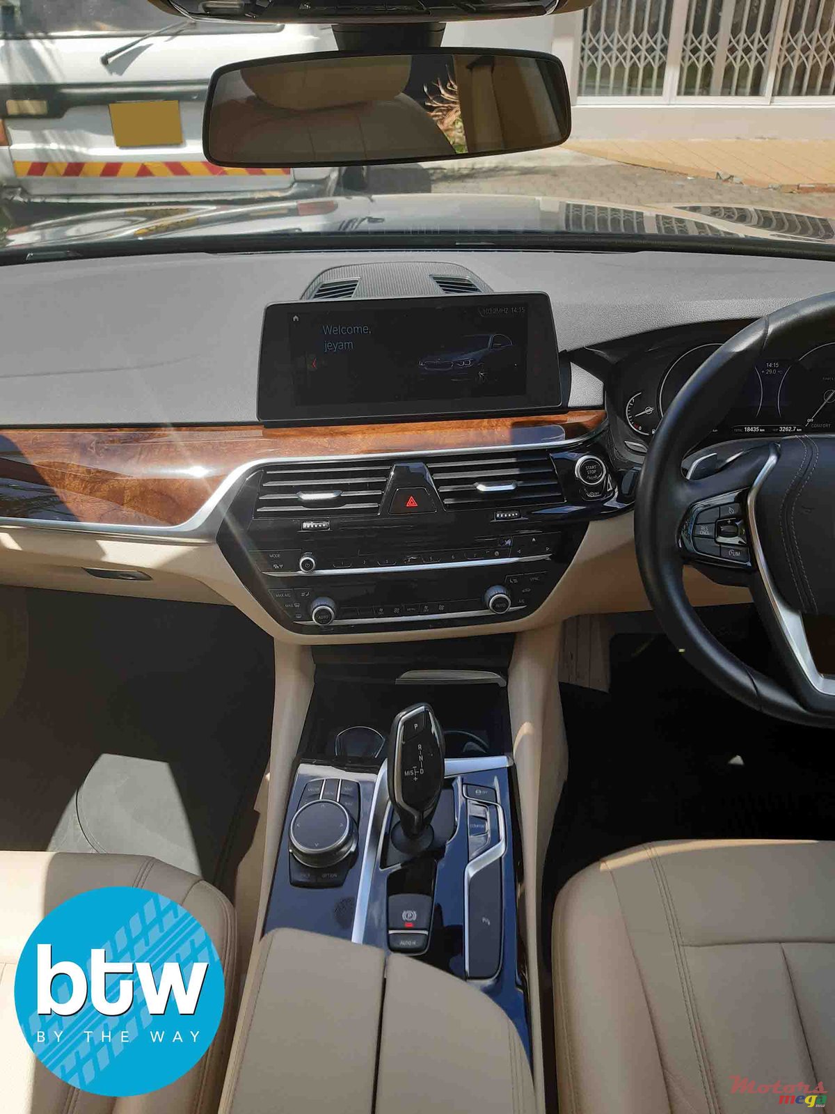 2018' BMW 5 Series 520i A89 photo #5