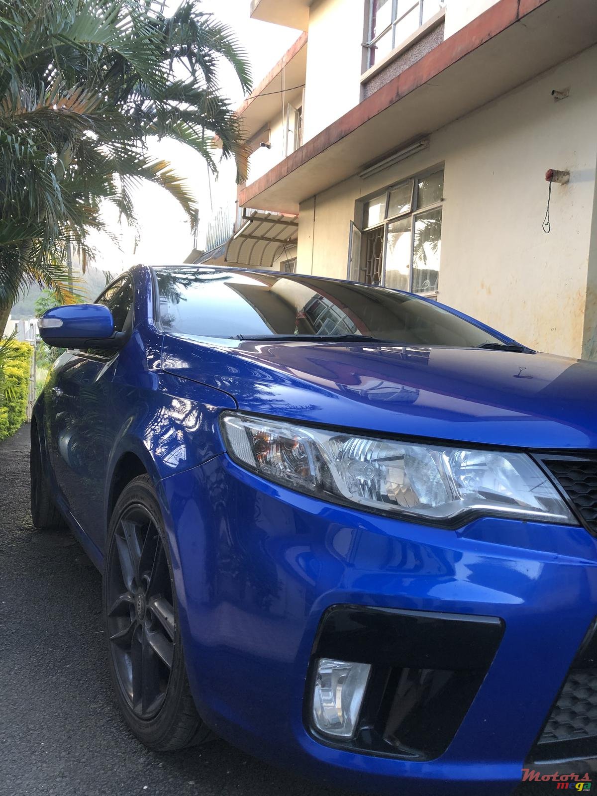 2010' Kia Koup photo #2