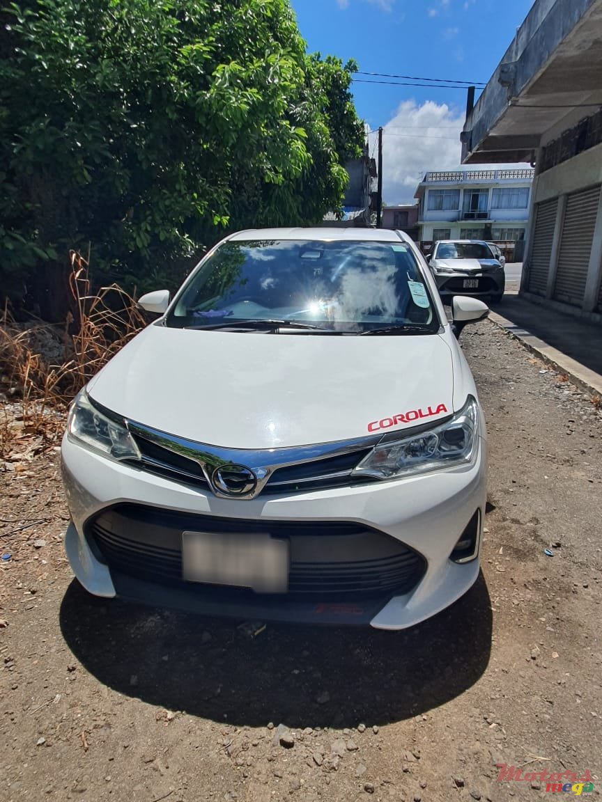 2018' Toyota Axio photo #3