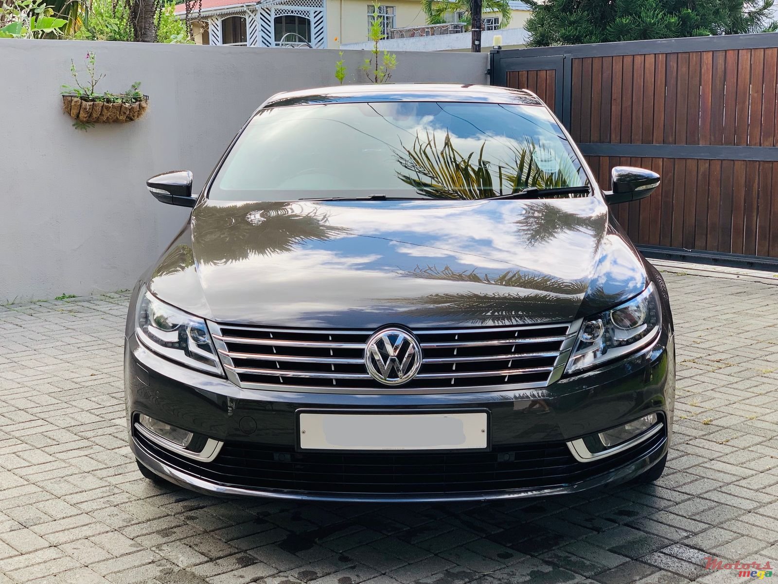 2014' Volkswagen CC photo #3