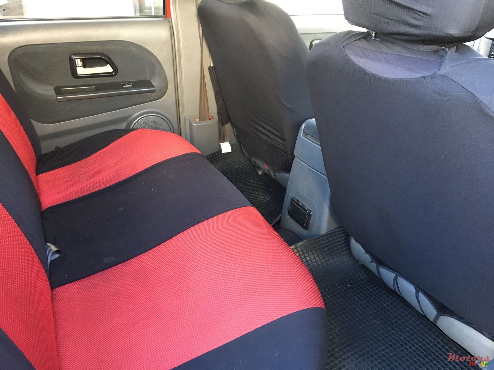 2012' Foton photo #2