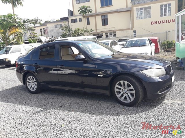 2006' BMW 320i photo #7