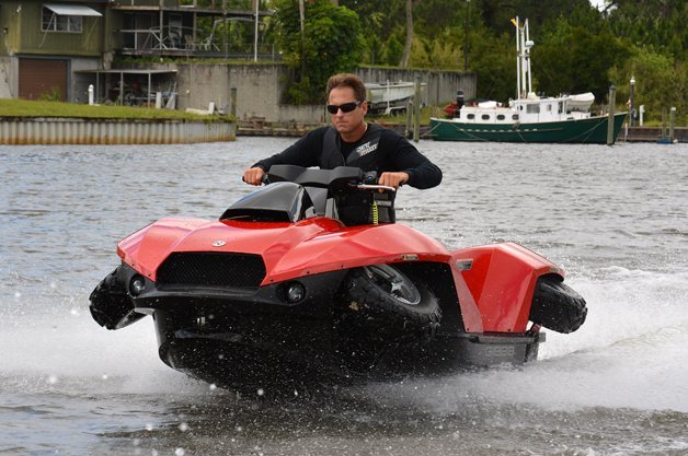 Gibbs Quadski, The Ultimate Crossover