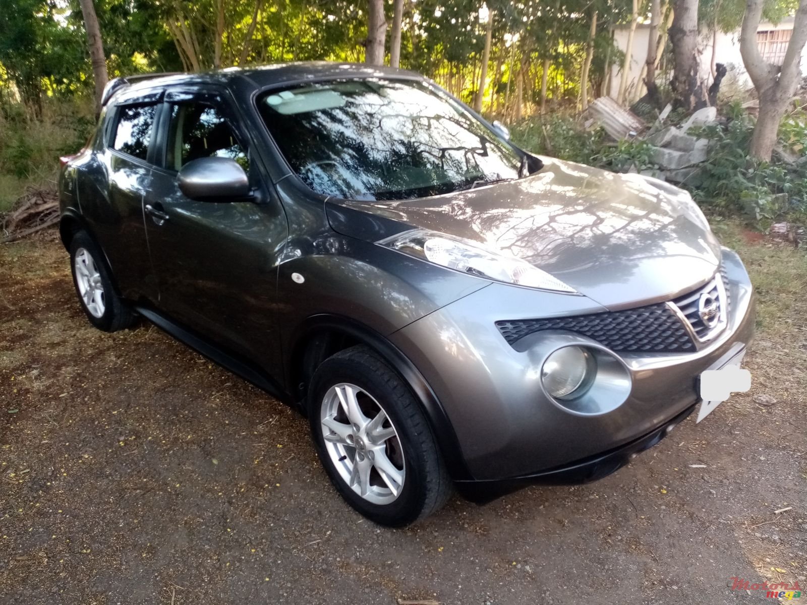 2011' Nissan Juke photo #1
