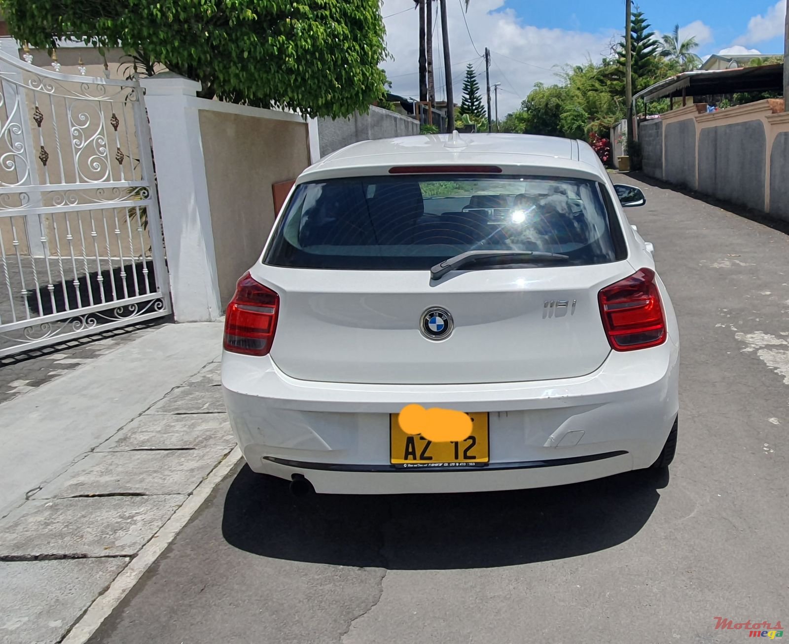 2012' BMW 116 116i Sport line photo #2