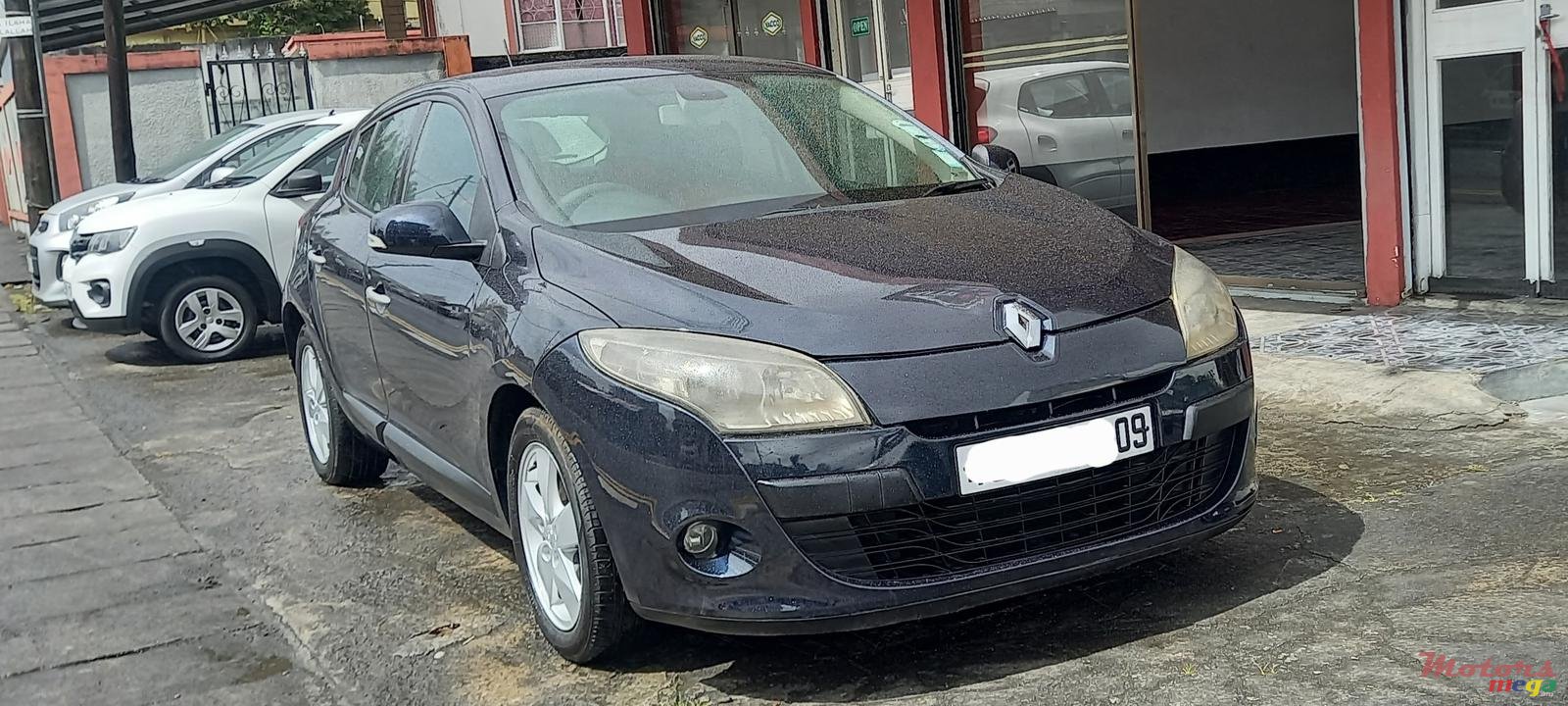 2009' Renault Megane photo #1