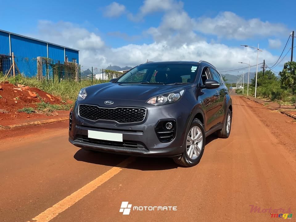 2018' Kia Sportage Gdi photo #2