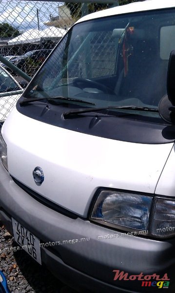 2006' Nissan photo #2