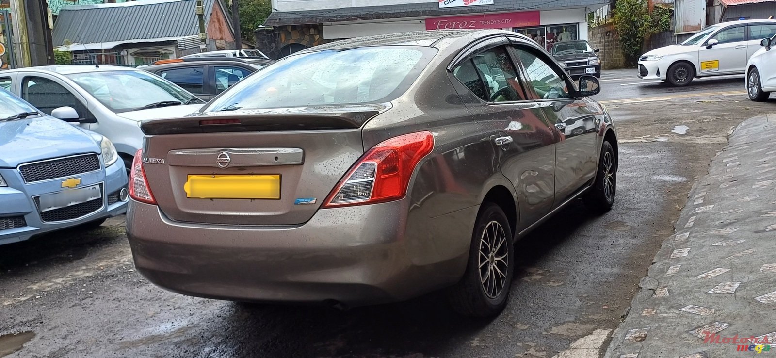 2013' Nissan Almera photo #3