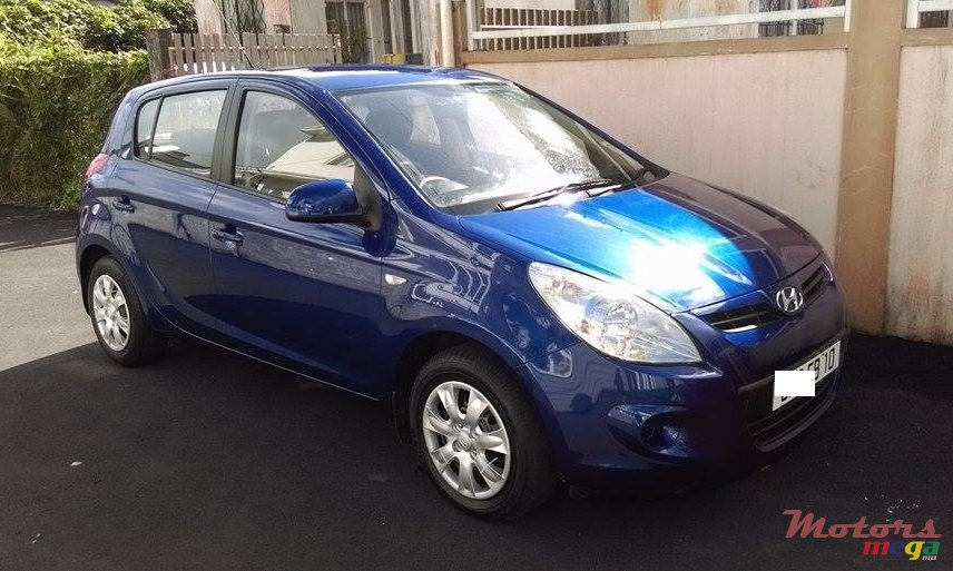 2010' Hyundai i20 photo #1
