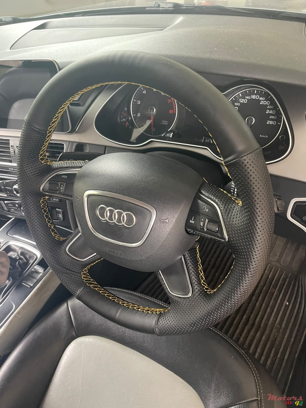 2014' Audi A4 photo #2