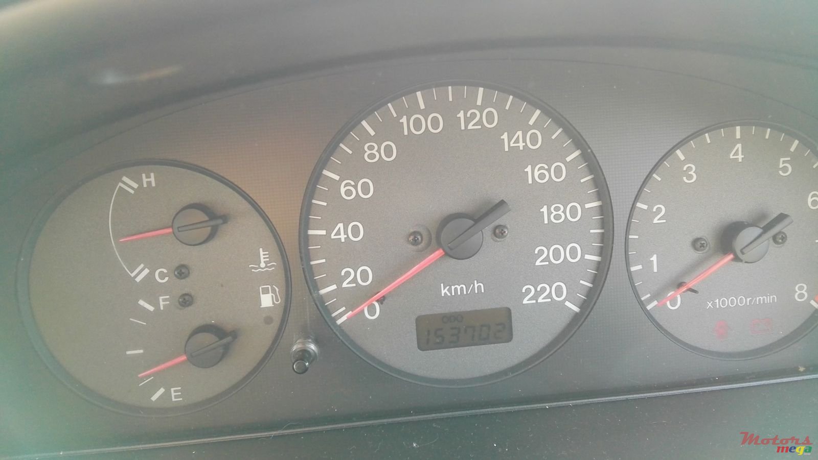 1999' Mazda 323 photo #7