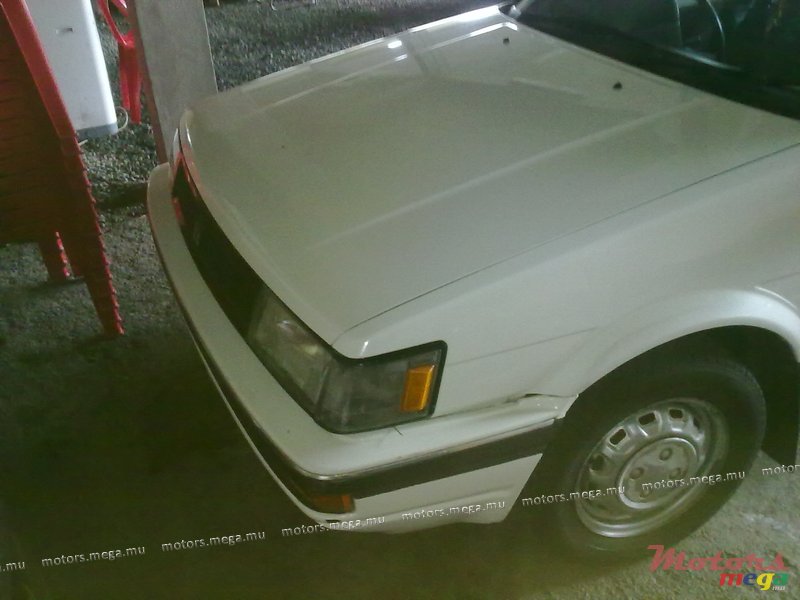 1989' Toyota photo #4