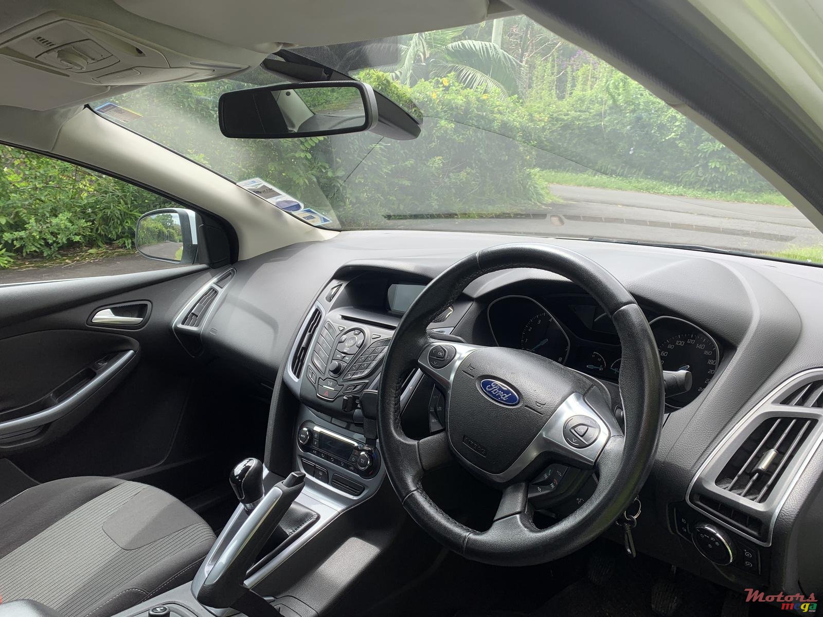 2012' Ford Focus photo #4