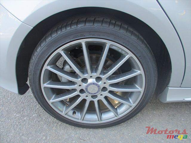 2014' Mercedes-Benz A 180 photo #6