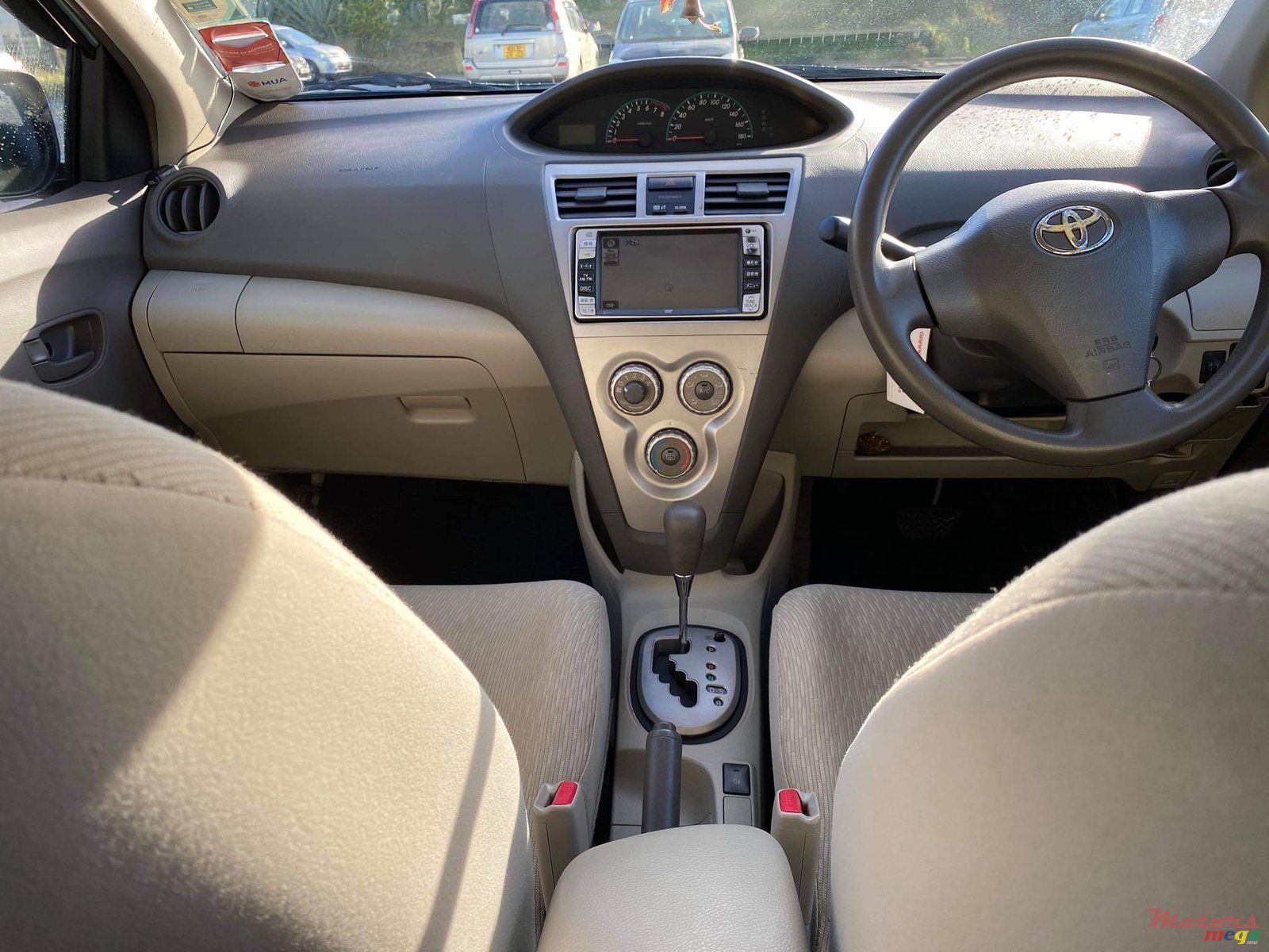 2011' Toyota Belta photo #6