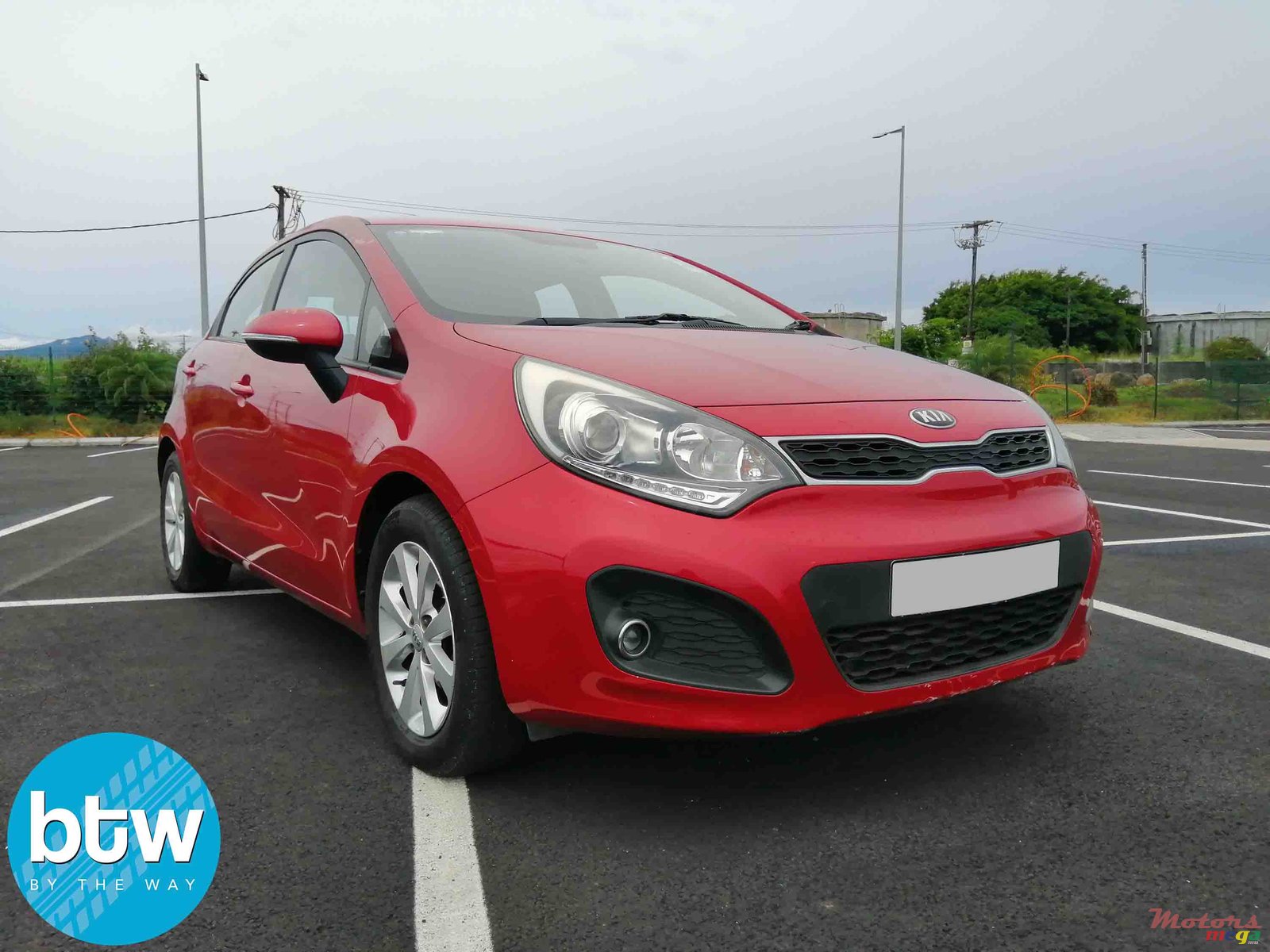 2013' Kia Rio photo #1