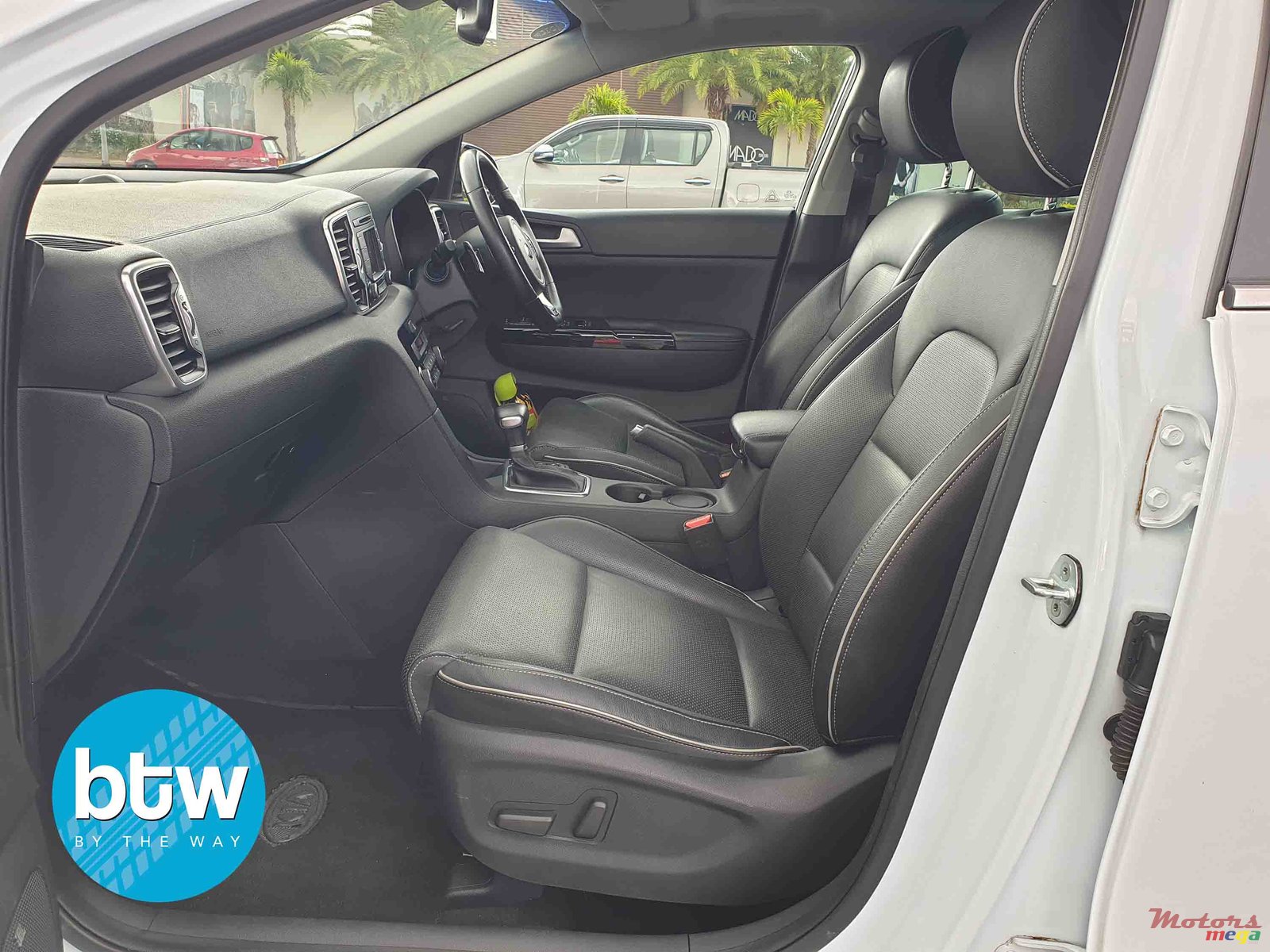 2016' Kia Sportage photo #3