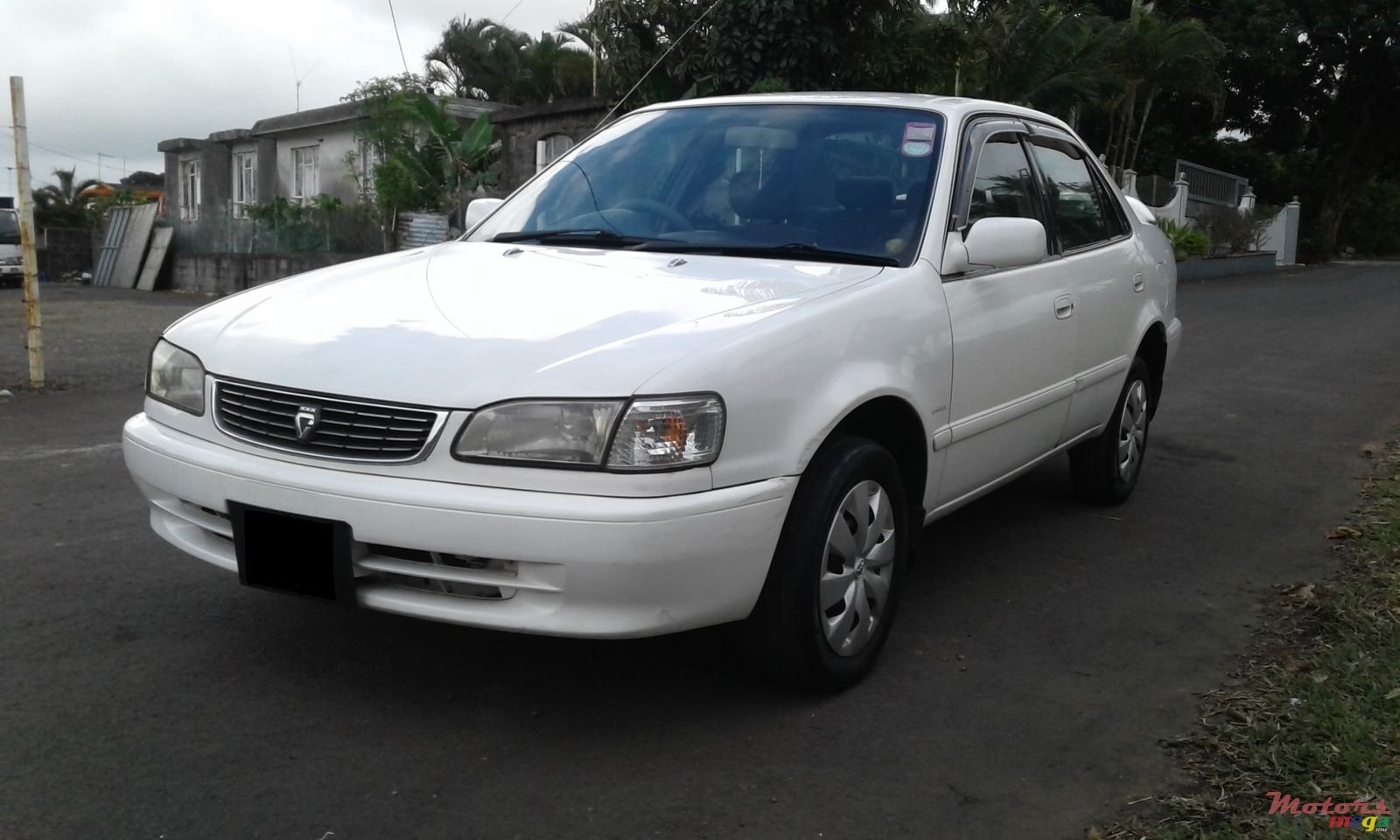 1997' Toyota Corolla CE110 photo #2